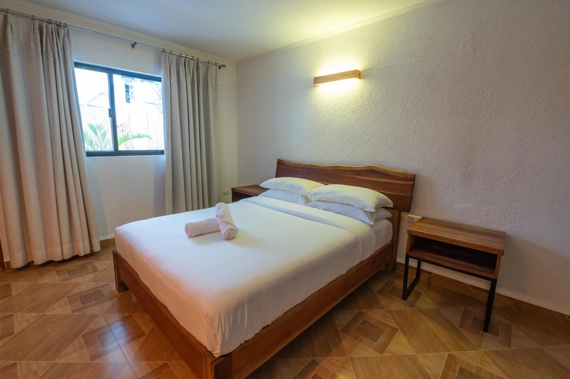 Alona Garden Suites Panglao Exteriér fotografie